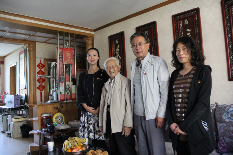 中共青海省第三建筑工程有限公司支部委員會(huì)開展“走訪慰問暖人心，紅色精神永傳承”活動(dòng)