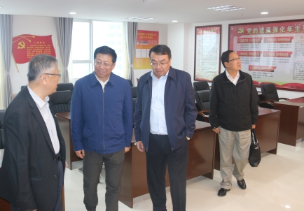 青海省副省長、省國資委黨委書記、主任王黎明，蒞臨省物產(chǎn)集團(tuán)調(diào)研指導(dǎo)工作