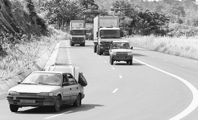 搭中國快車，促非洲發(fā)展