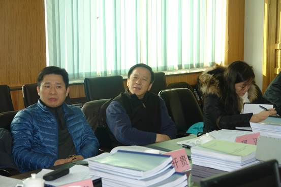 物產(chǎn)工業(yè)投資有限公司、青?？v橫物流有限公司甩掛運(yùn)輸試點項目通過驗收