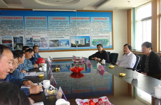 劉崇珩、馮志洪蒞臨青海物產北川工業(yè)物流園參觀