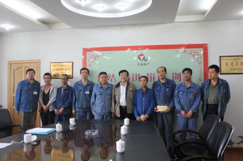 青海物產(chǎn)集團黨委開展慶祝建黨95周年，走訪慰問